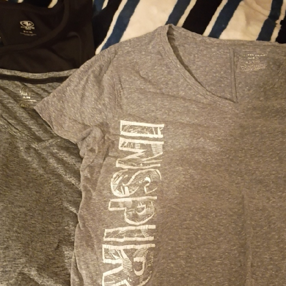 3 Tops - Tek Gear Heather Gray V-Neck Tee Rbx T And Athletic Tank
